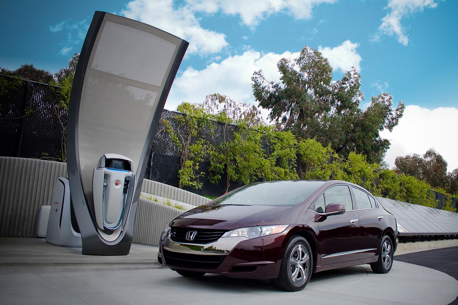 road-rave-honda-solar-hydrogen-station